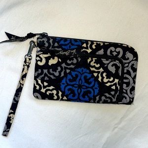 EUC Vera Bradley Wrist Wallet Wristlet- Vintage Cobalt Blue Etched Pattern